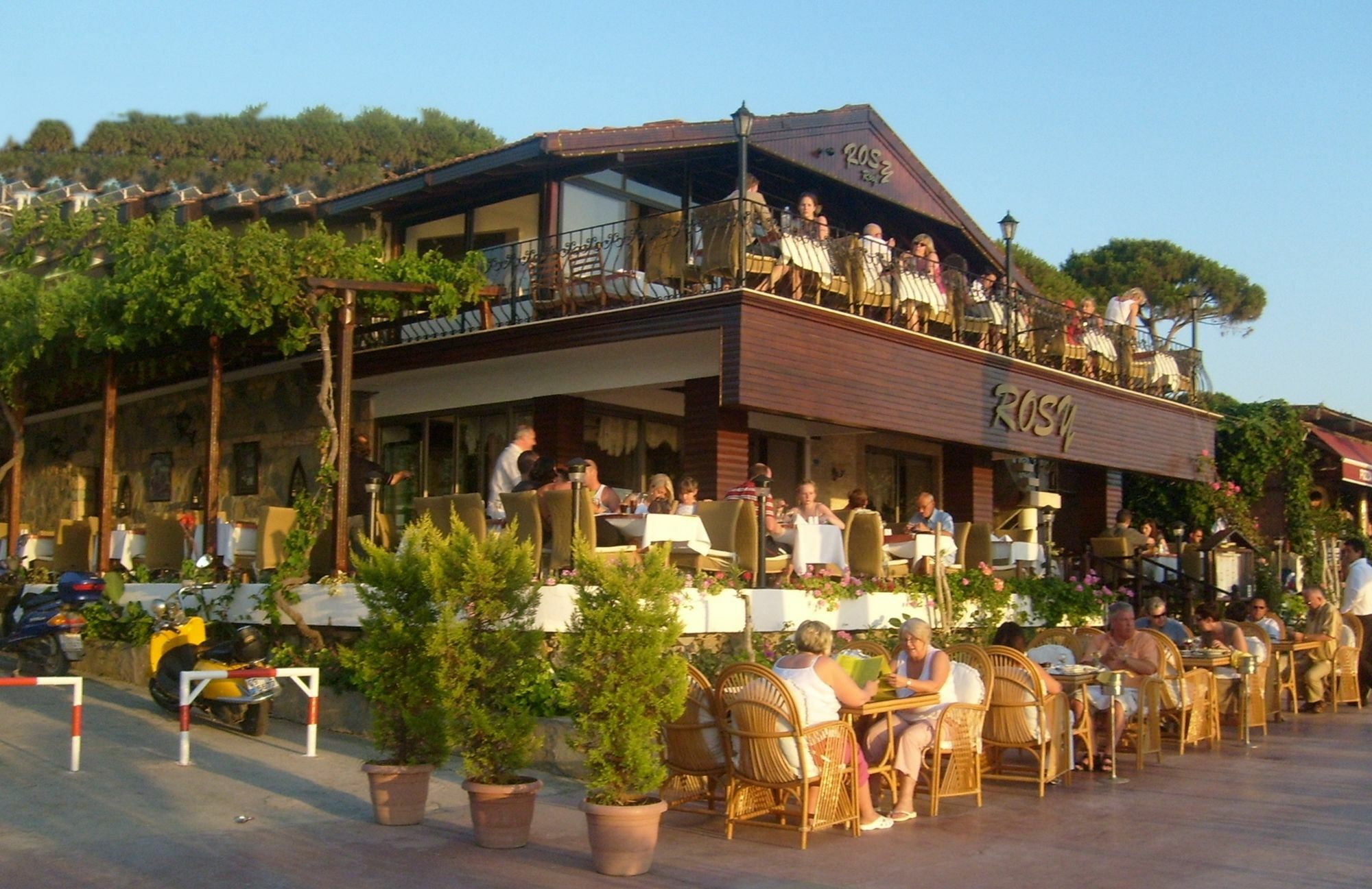 Rosy Hotel Kusadası Exteriör bild